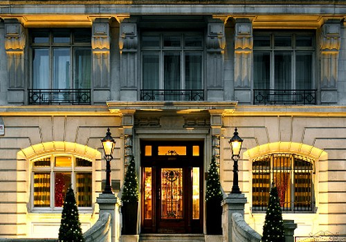 London hotel voucher ME London is one of the leading hotels in the centre of London located near the city’s main theatres, exclusive boutiques, and trendy night clubs. Celebrate with ME London - ME London gift vouchers are a beautiful way to say thank you, well done, bon voyage or simply say I love you.