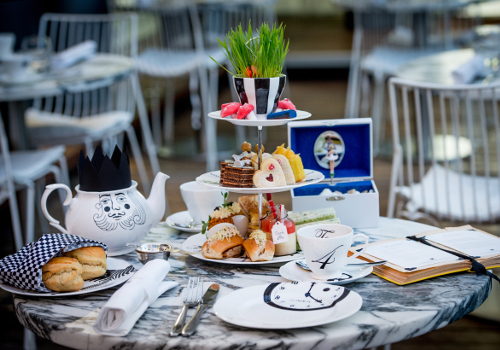 Sanderson Hotel London Alice In Wonderland Afternoon Tea Sanderson Hotel London Alice In Wonderland Afternoon Tea