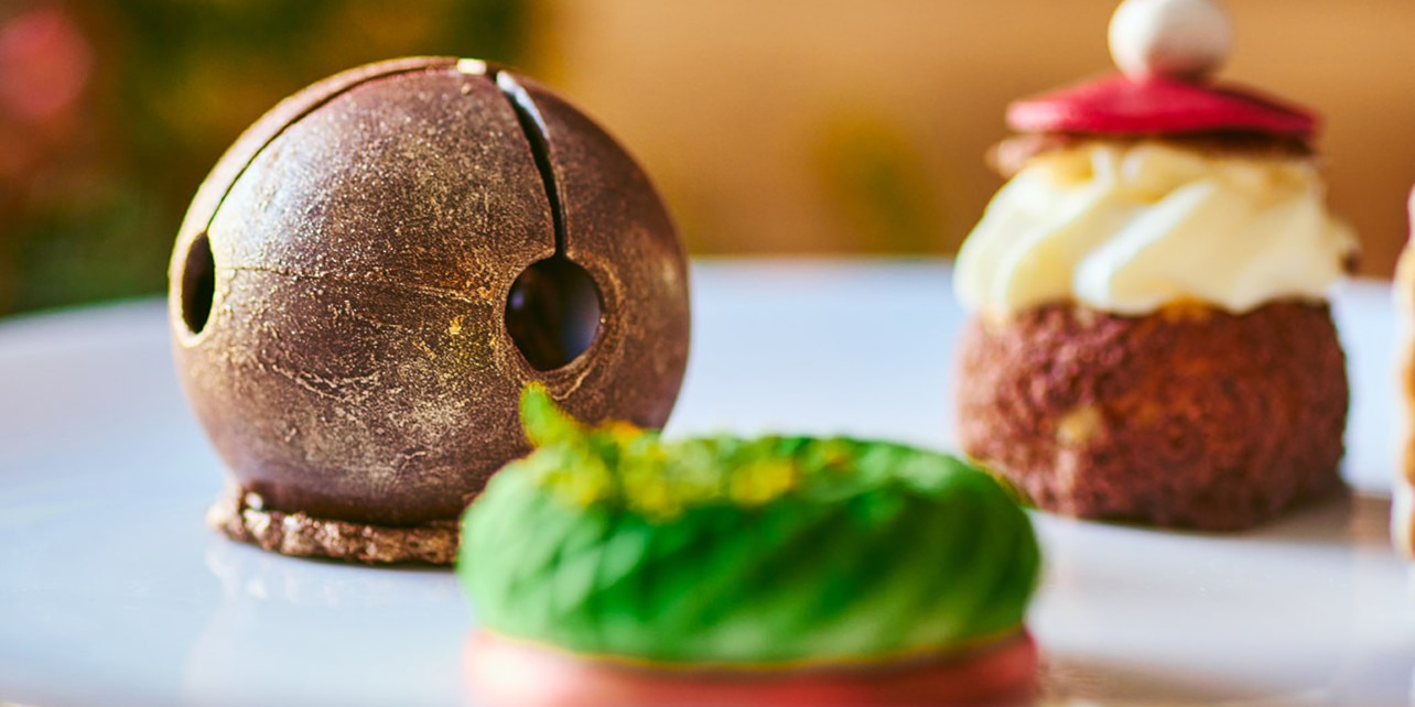 Festive Afternoon Tea Raffles London