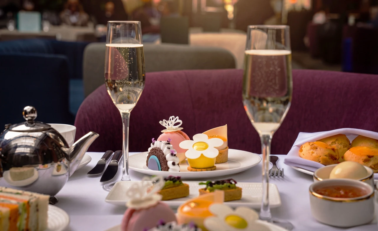 Afternoon Tea At St Pancras London, Autograph Collection